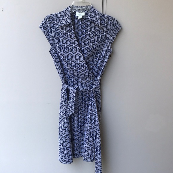 LOFT Dresses & Skirts - Ann Taylor LOFT Dress